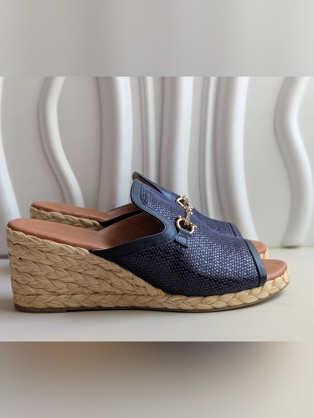Andre Assous Nomi Navy Raffia Espadrille Wedge Mules NIB 8